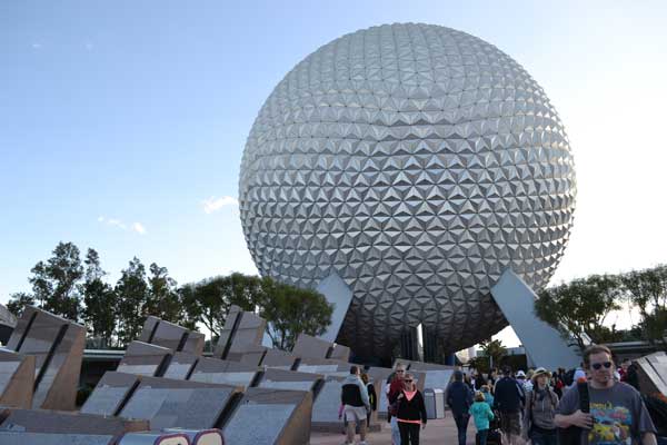 Spaceship-Earth-entrance.jpg