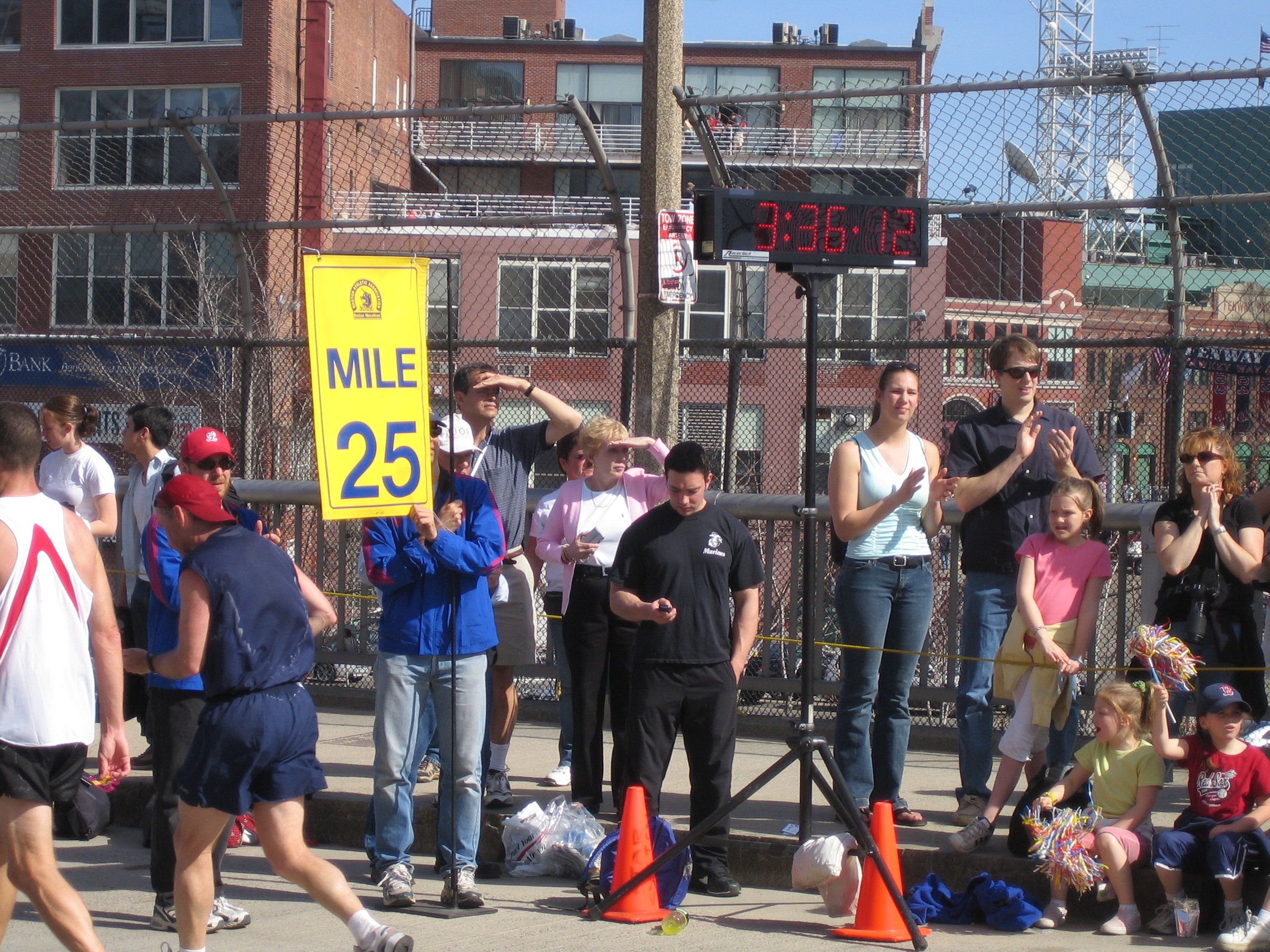 Boston_marathon_mile_25_marker_050418.jpg