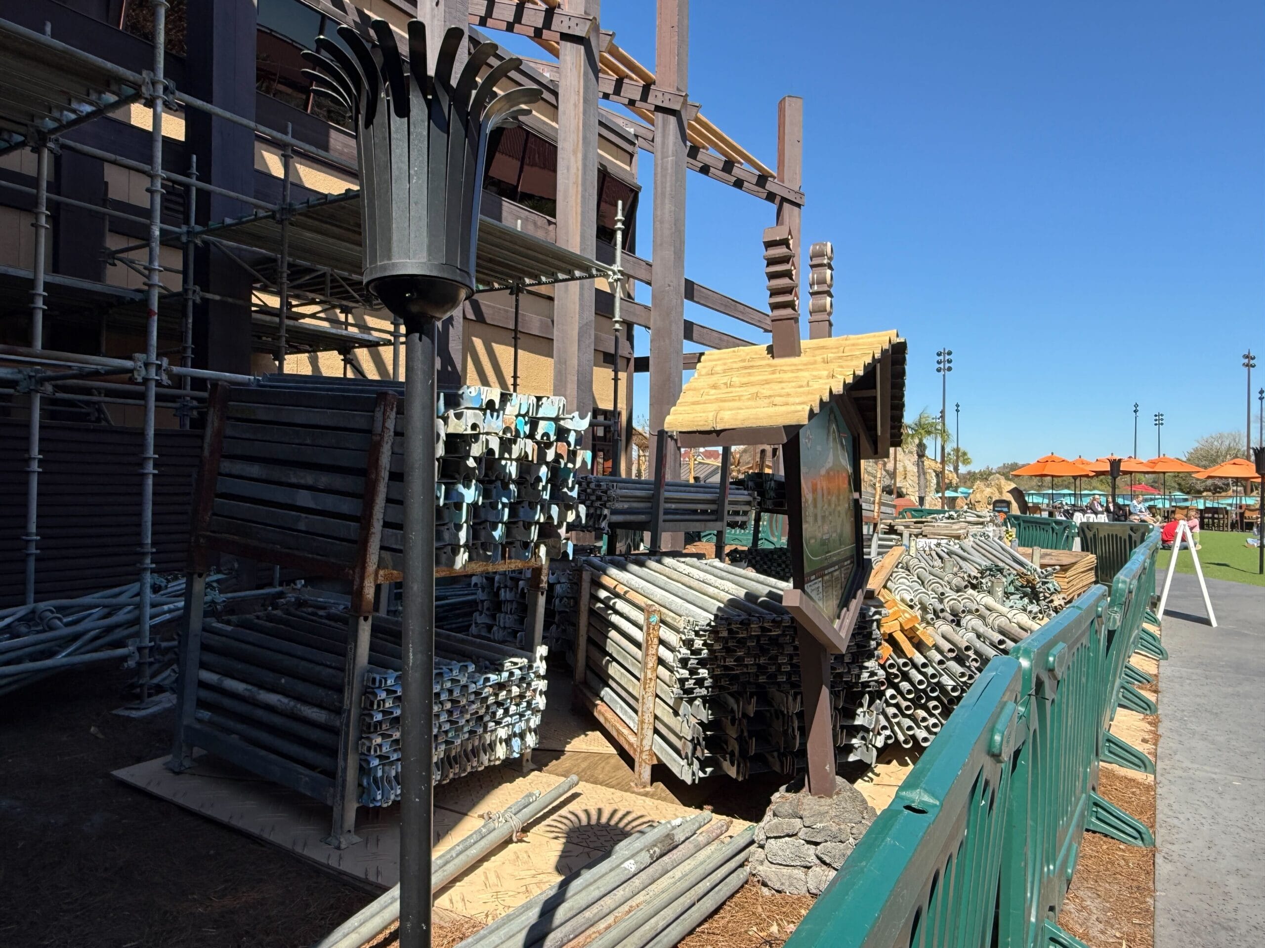 Pineapple Lanai Scaffolding Pineapple Lanai Scaffolding