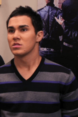 tumblr_ljmmx01QXB1qe180do1_250.gif