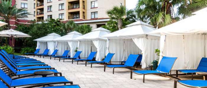 Wyndham_Bonnet_Creek_cabannas.jpg