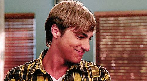 tumblr_lykzvnQoSa1qeeagco1_500.gif