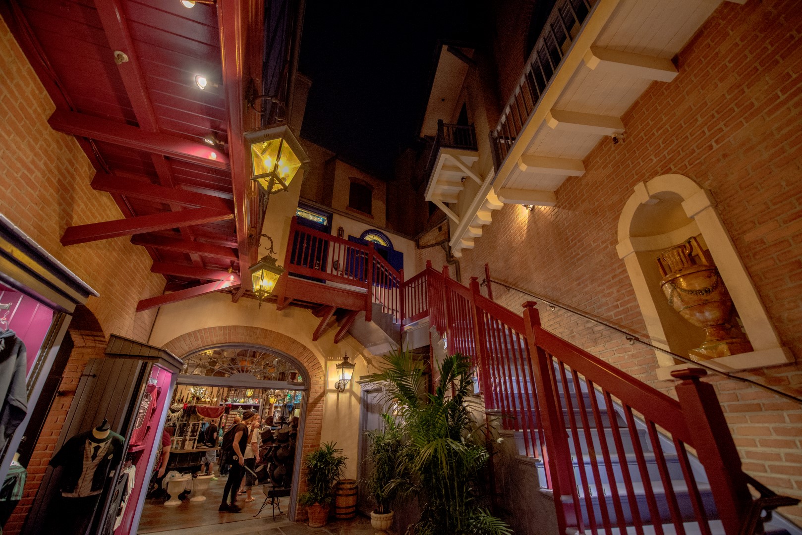 21_Royal_HDR2%20(Large).jpg