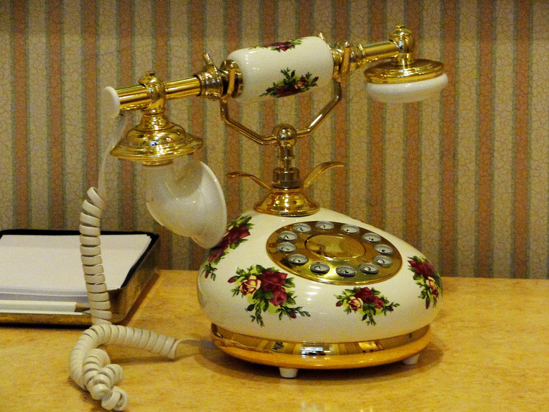 1044096352_NQyNr-L.jpg