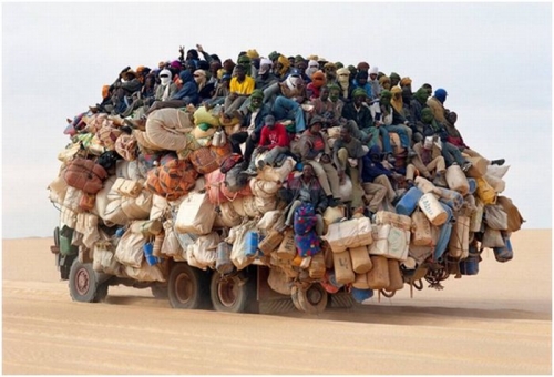 185660,xcitefun-funny-ways-of-transportation-5.jpg