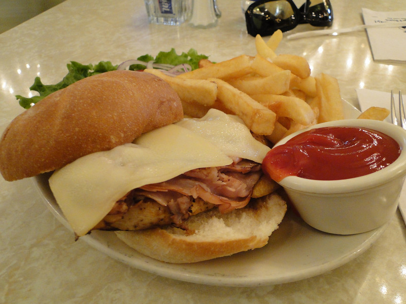 1038048302_wS2PM-L.jpg