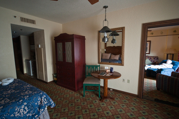 p752555271-3.jpg