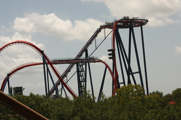 600587077_JSPYE-M.jpg