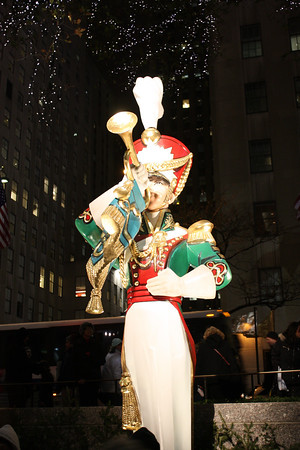 1122417372_EpzXY-M.jpg