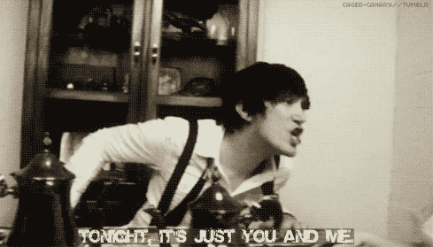 tumblr_lkxtt0L2yU1qclmroo1_500.gif