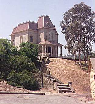 psychohouse.jpg