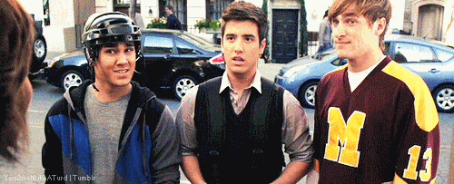 tumblr_lpkyq96FvL1qmu6z8o4_500.gif