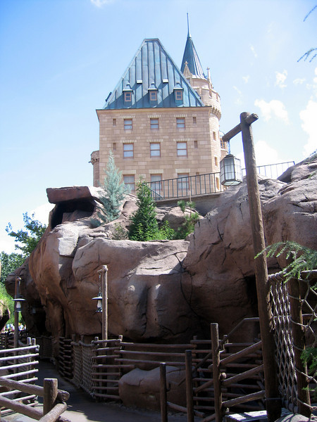 WDW%20149-L.jpg