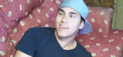 tumblr_lp4goj6tPL1qe180do3_250.gif