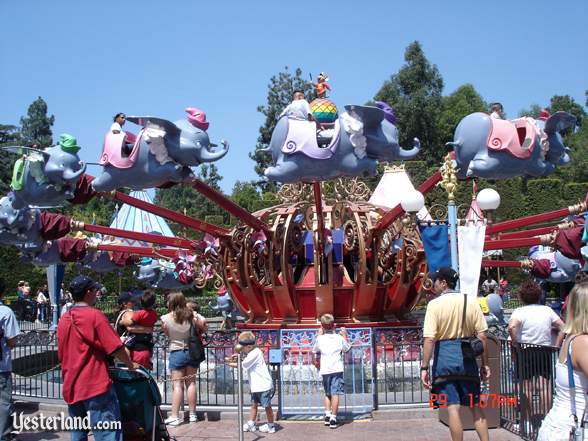 dumbo_2004huffman.jpg