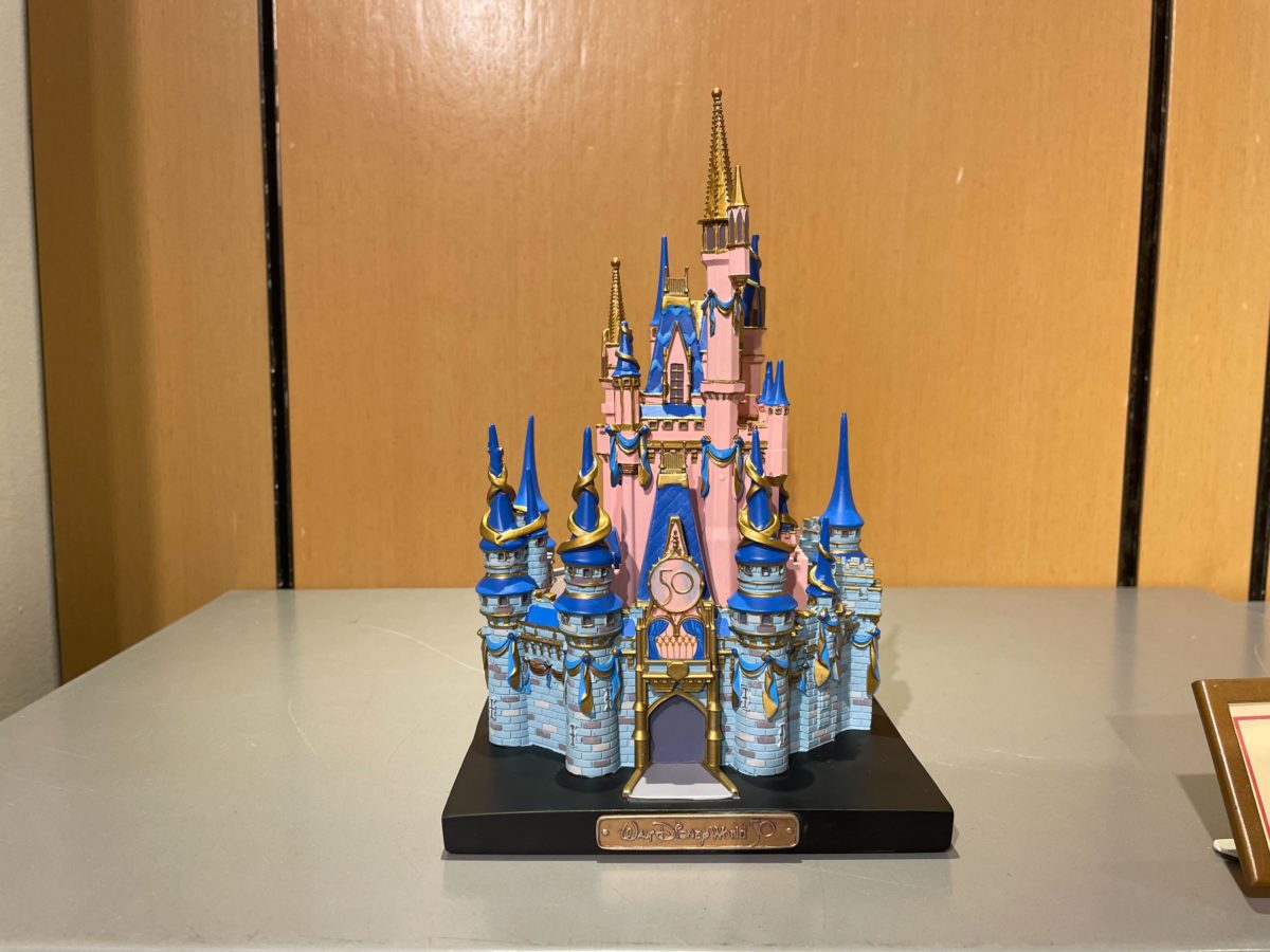 50th cinderella castle figure 4383