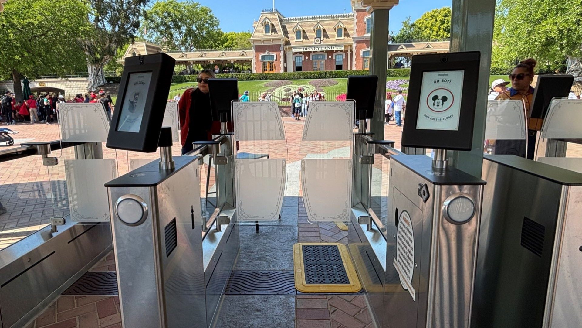 2025-DLR-Entrances-1-1918x1080.jpg