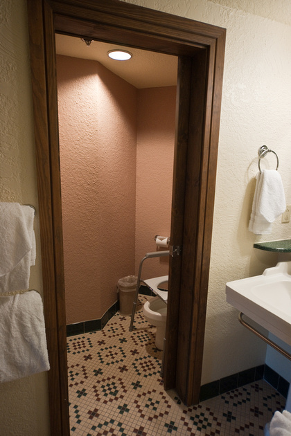 p67586332-4.jpg
