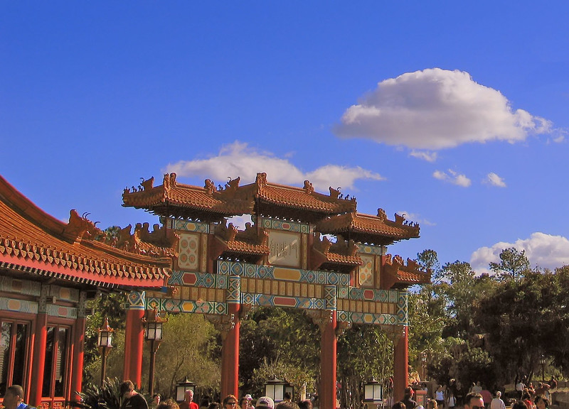 China_9162ped-L.jpg