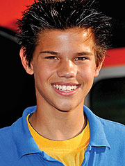 taylor_lautner4_240.jpg