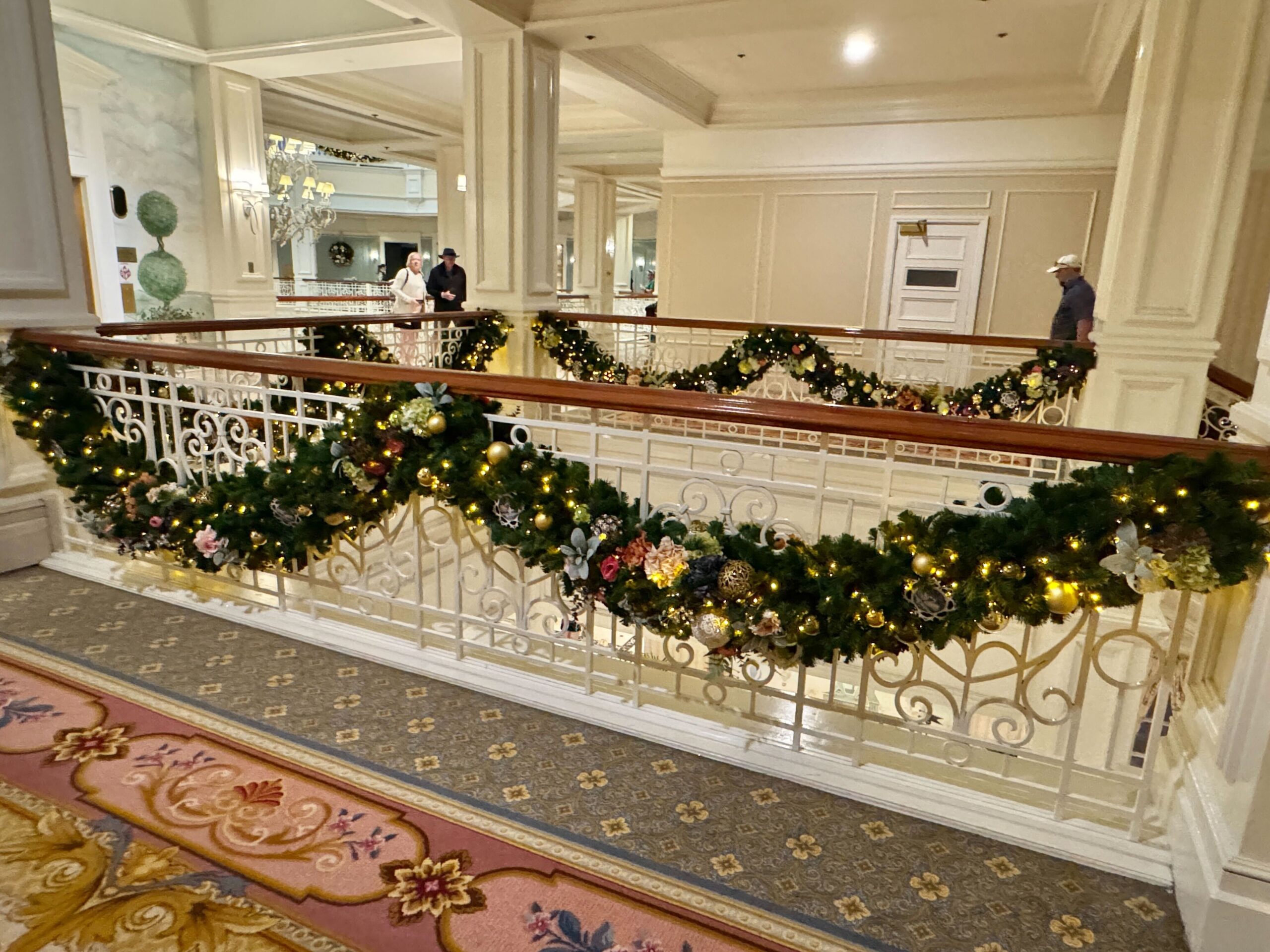 2024-Grand-Floridian-Holidays-MG_1318-scaled.jpg