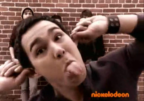 x_O_O_x_by_xHelloKittyMonsterr.jpg