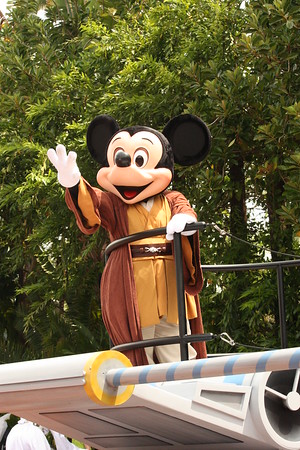 547857347_DaAFx-M.jpg
