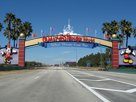 WDW-welcome-sign.jpg