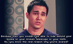 tumblr_lyi2eqnnig1qa4llno7_250.gif