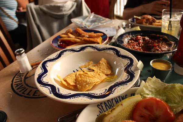 599771262_hnZgy-M.jpg