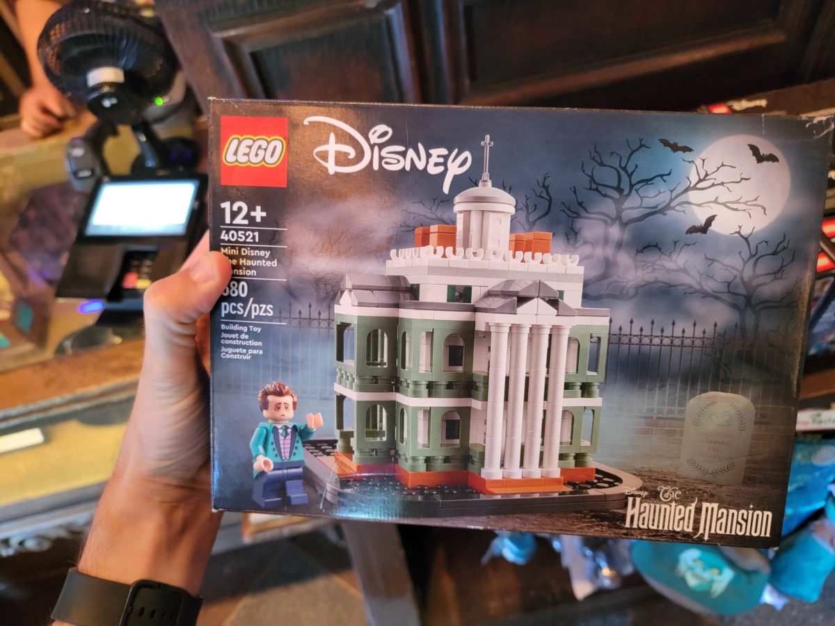 haunted mansion lego set 111335