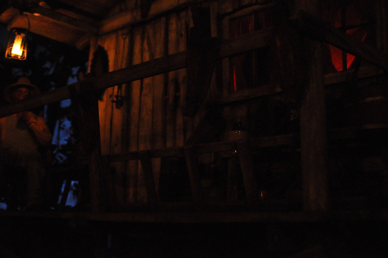 600475389_c6VQF-L.jpg