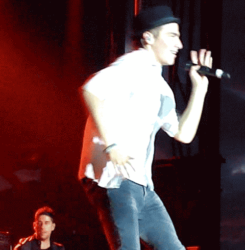 tumblr_lpzguipvvT1r1v8jjo1_500.gif