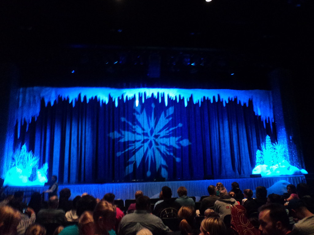 16112011135_d136e319b8_b.jpg