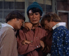 tumblr_lndoozKU0r1qdx2kt.gif