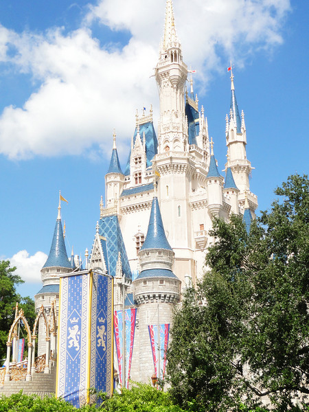 1255945582_DLP4Kzz-L.jpg