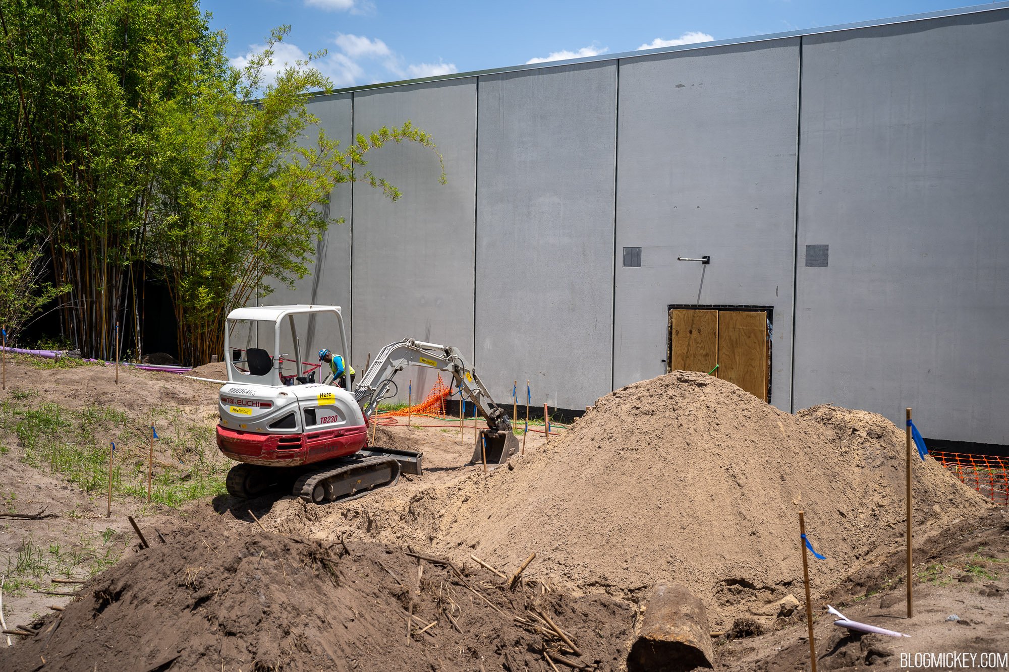 roundup-rodeo-bbq-entrance-work-1.jpg