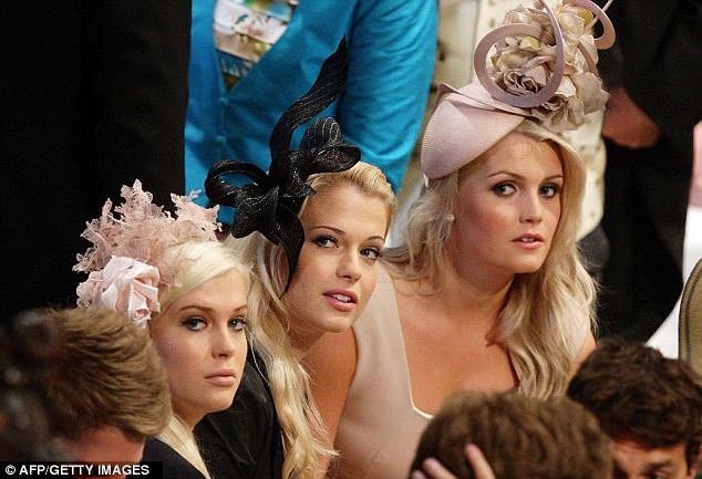 article-1381892-0BD4D53500000578-435_634x433.jpg