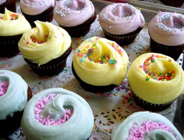 magnolia-cupcake2.jpg