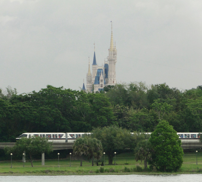 1079850729_ZNyVG-L.jpg