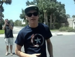 tumblr_m6yivr9poh1rpbpizo3_r1_250.gif