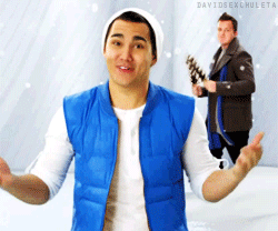 tumblr_lvt3vxwSM71qc479po3_250.gif