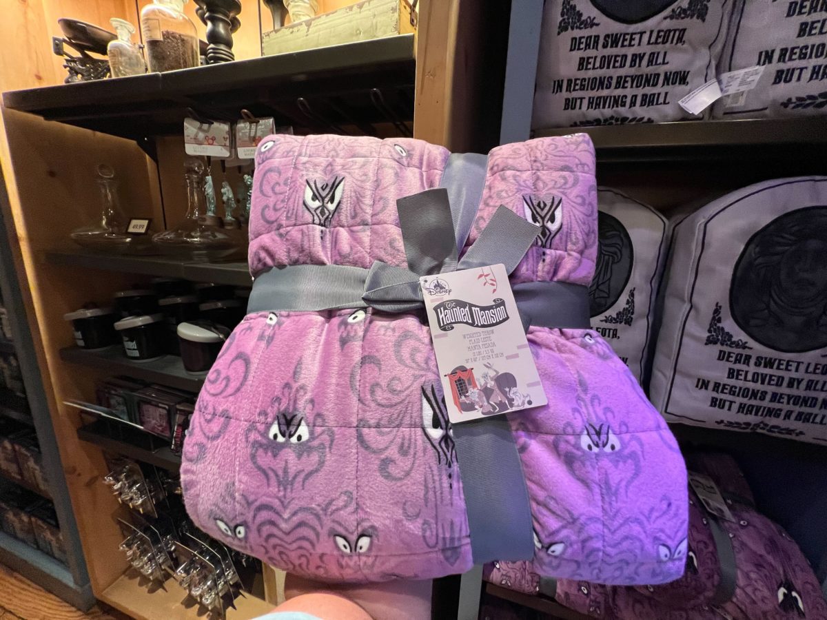 haunted mansion weighted blanket 4432
