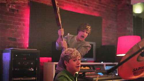 tumblr_m84724ALrO1rycqy6o1_500.gif