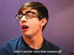 tumblr_m8k0d4Fd5Q1r2cx74o3_r1_250.gif