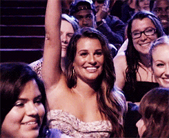tumblr_m7l7rr7cBi1qaesnho5_r1_250.gif