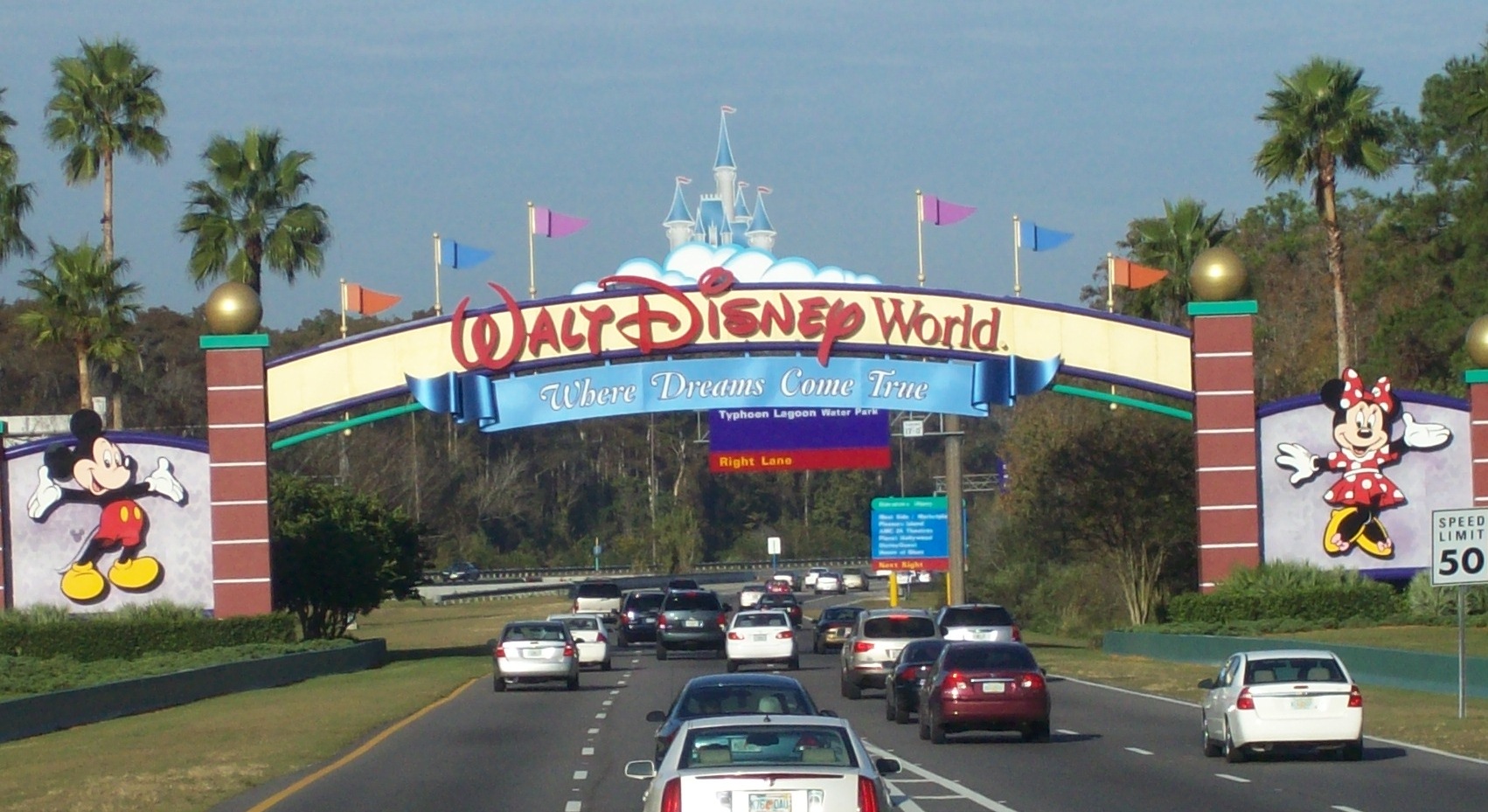 WDW-welcome-sign.jpg
