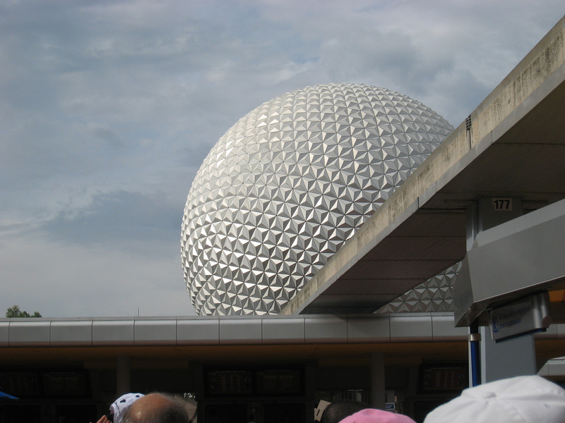 322550375_AVH5e-L.jpg