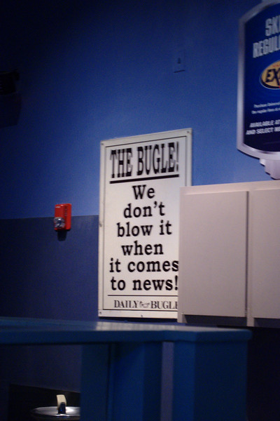 1093340343_tfhr3-L.jpg