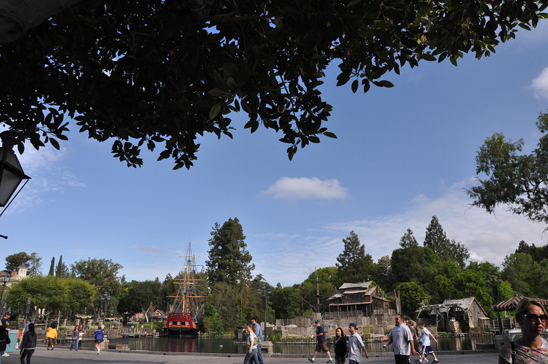 600473035_yce3Q-L.jpg